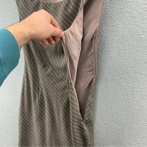 Nicole Miller Contrast Lace Tailored Pencil Sheath Stretch Pinstriped Dress - Picture 10 of 11